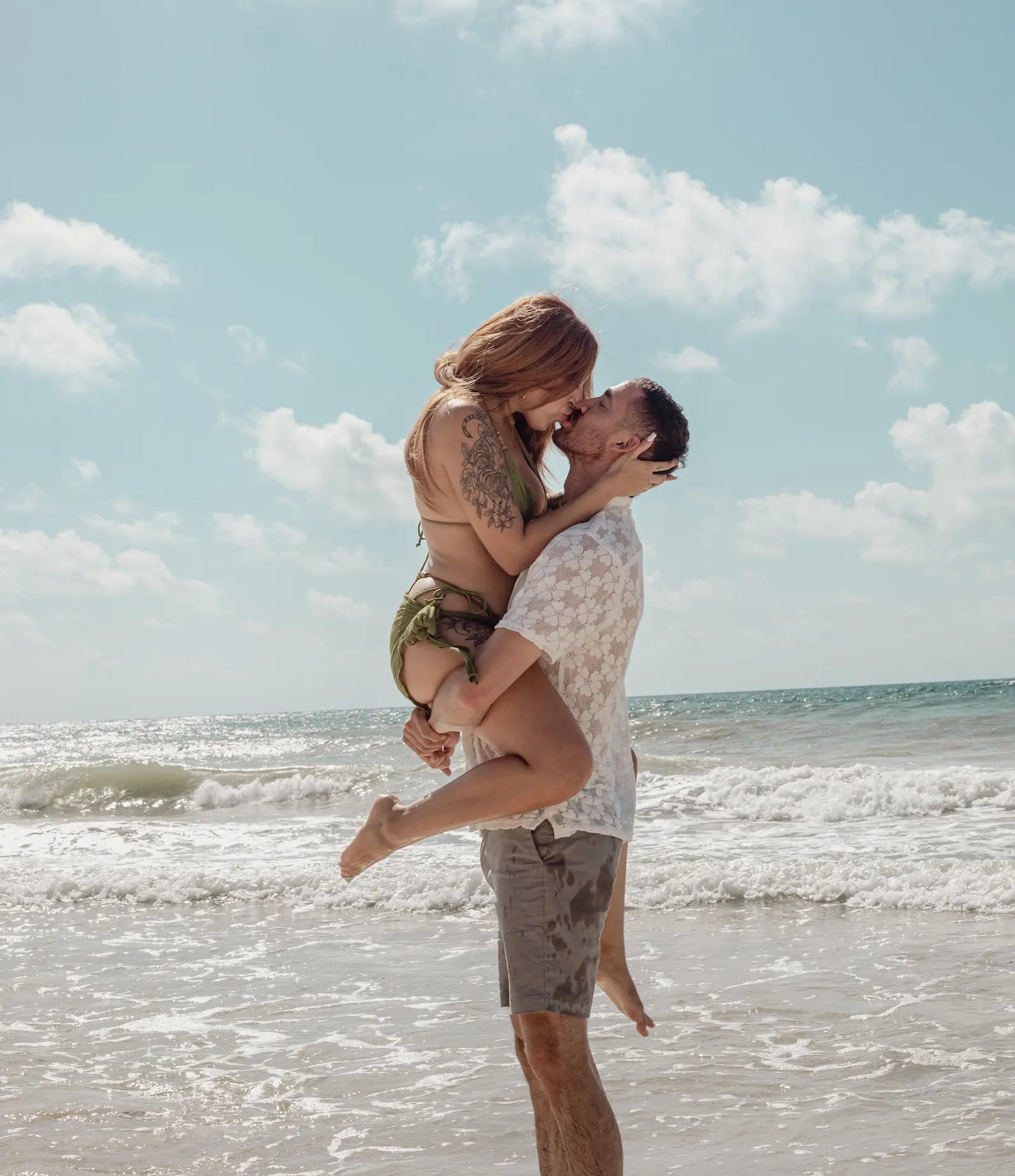 Intimate beach couples photoshoot in Tulum