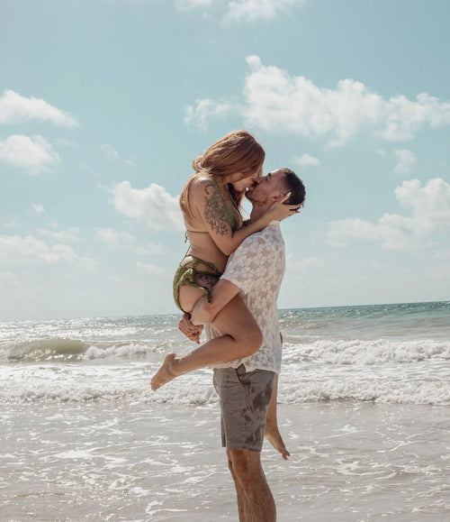 Intimate beach couples photoshoot in Tulum