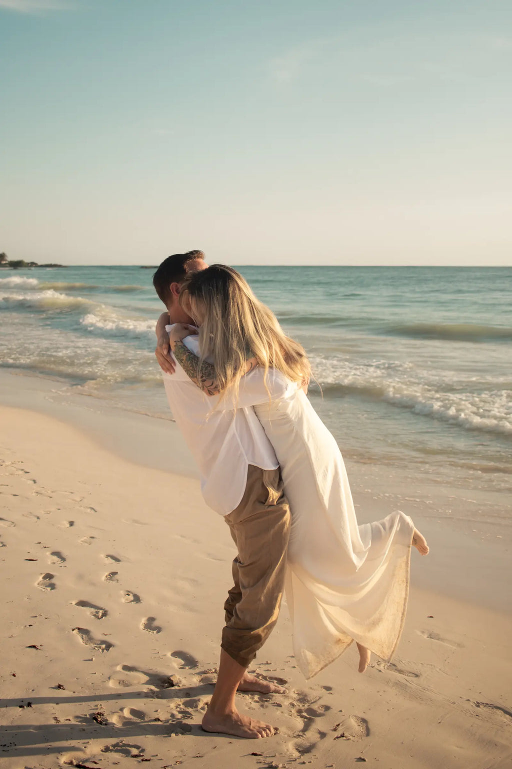 Luxury engagement photoshoot in Tulum for a stylish couple