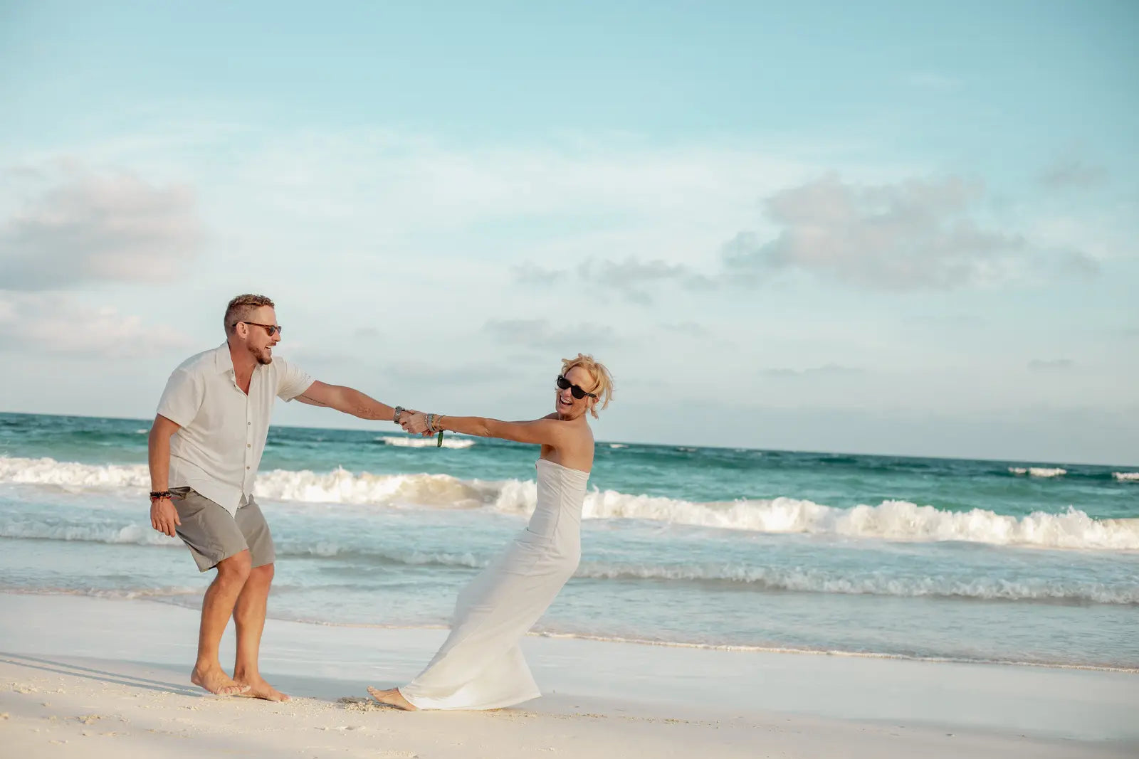 Romantic sunset couple photoshoot experience in Tulum